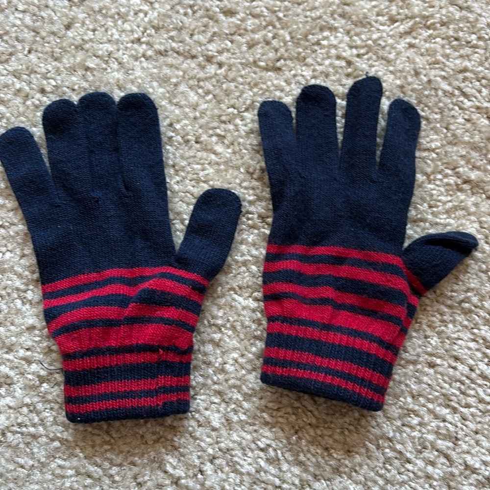Navy and red gloves. Great condition